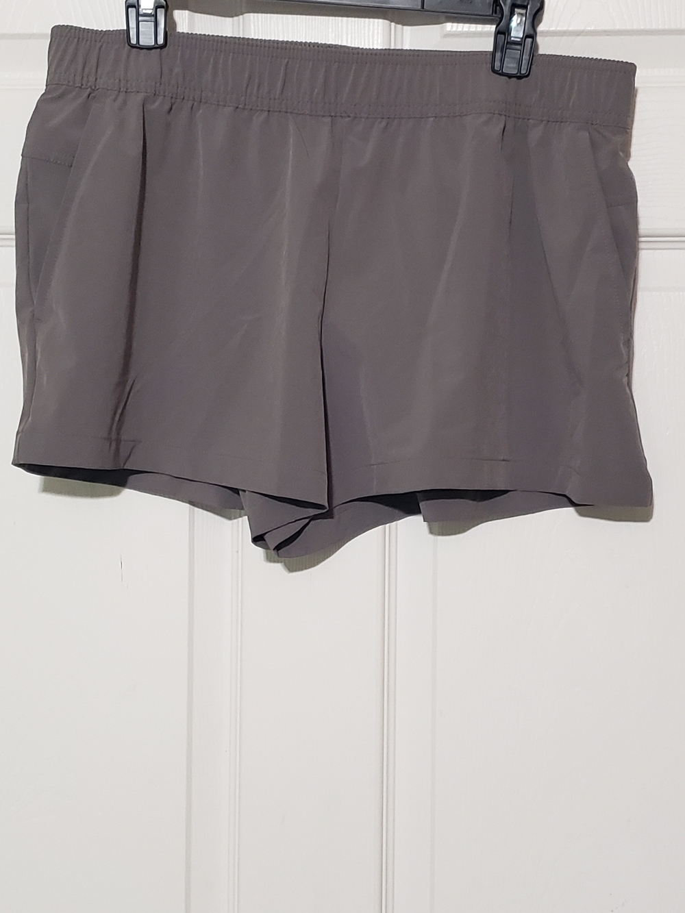 Avia Everyday Women’s Active Shorts in Grey